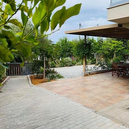 Gargarou Residences Kómboi Zewnętrze zdjęcie