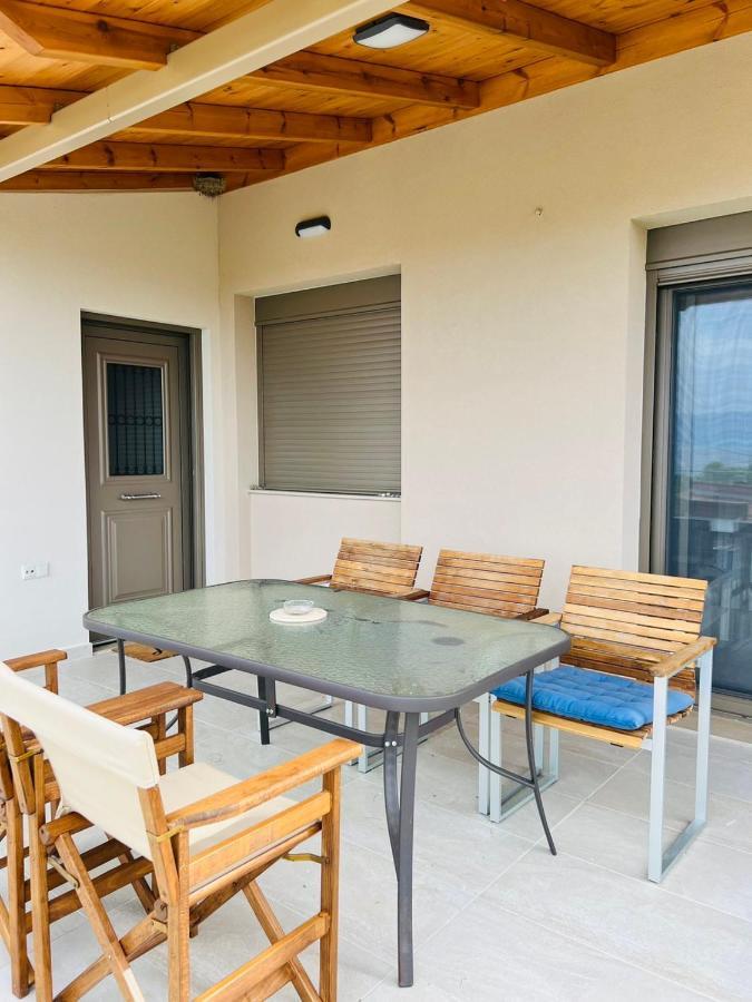 Gargarou Residences Kómboi Zewnętrze zdjęcie
