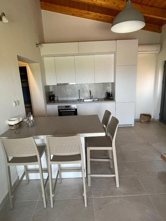 Gargarou Residences Kómboi Zewnętrze zdjęcie